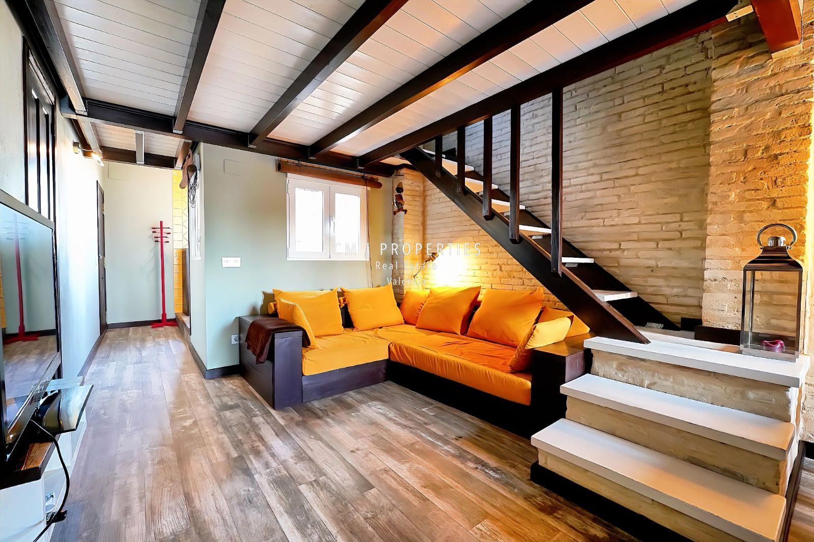 Attic to rent in Corona, El Carme