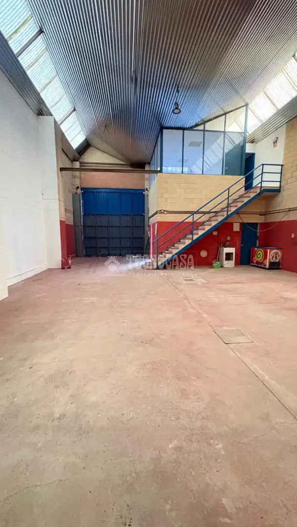 Local en venta en Alcalá de Henares con Aire acondicionado