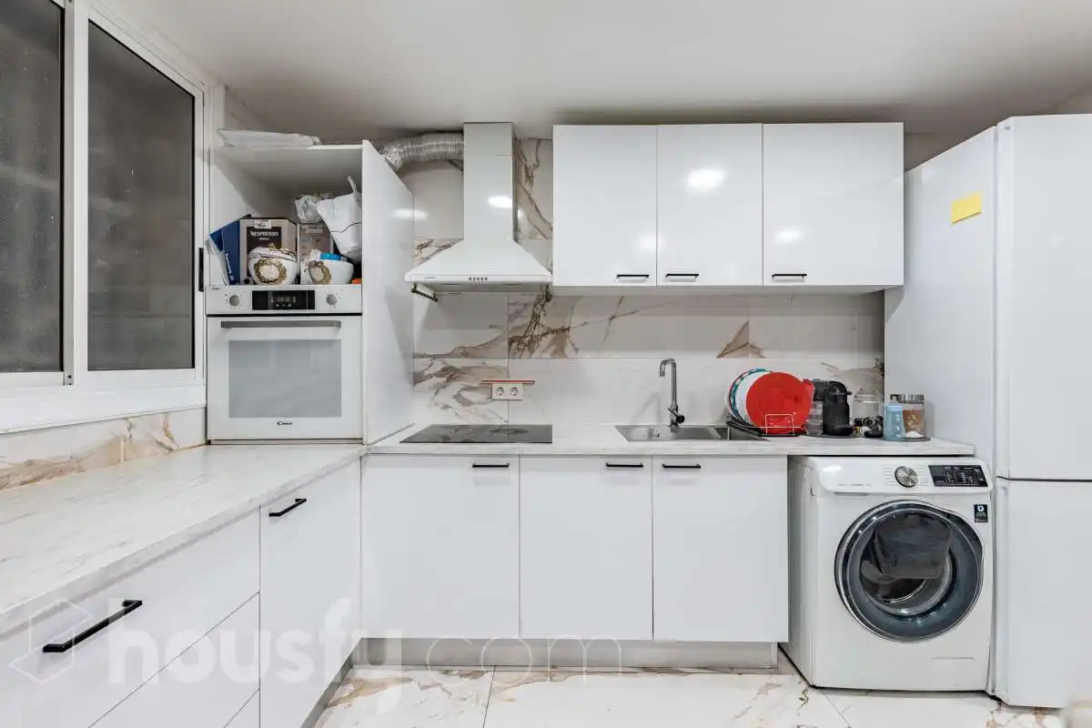 Cocina de Planta baja en venta en Badia del Vallès, Barcelona