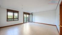 Living room of Single-family semi-detached to rent in  Madrid Capital  with Air Conditioner and Terrace