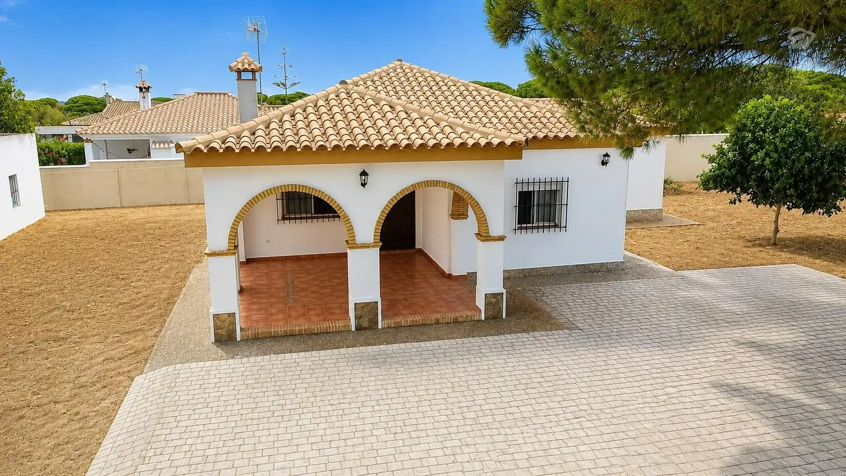 Vista exterior de Casa o chalet en venta en Chiclana de la Frontera con Jardín privado, Terraza y Trastero