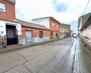 Exterior view of Single-family semi-detached for sale in Consuegra  with Terrace and Storage room