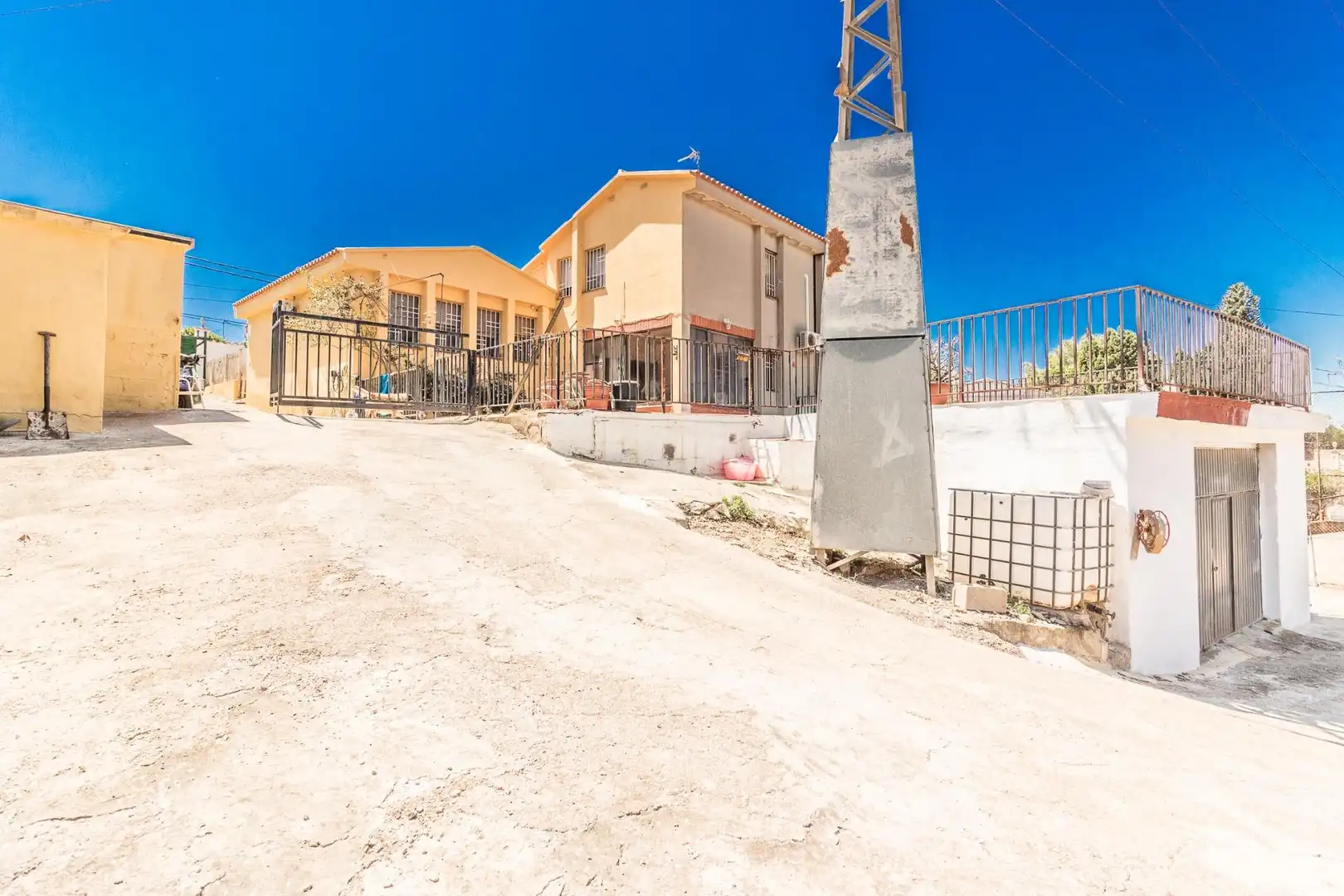 Vista exterior de Casa o xalet en venda en Alfarb amb Aire condicionat, Calefacció i Jardí privat