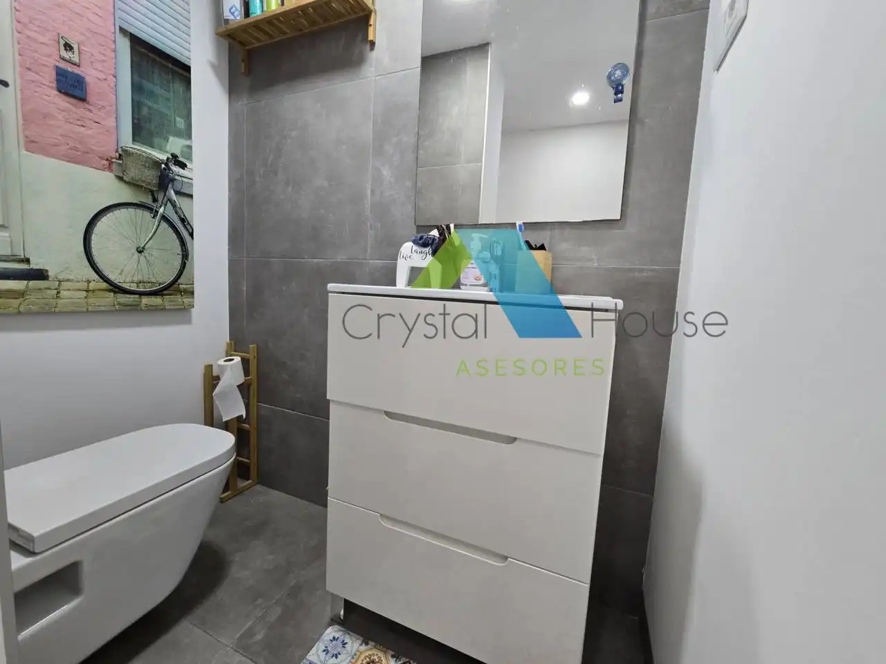 Baño de Piso de alquiler en Málaga con Aire acondicionado, Terraza y Trastero