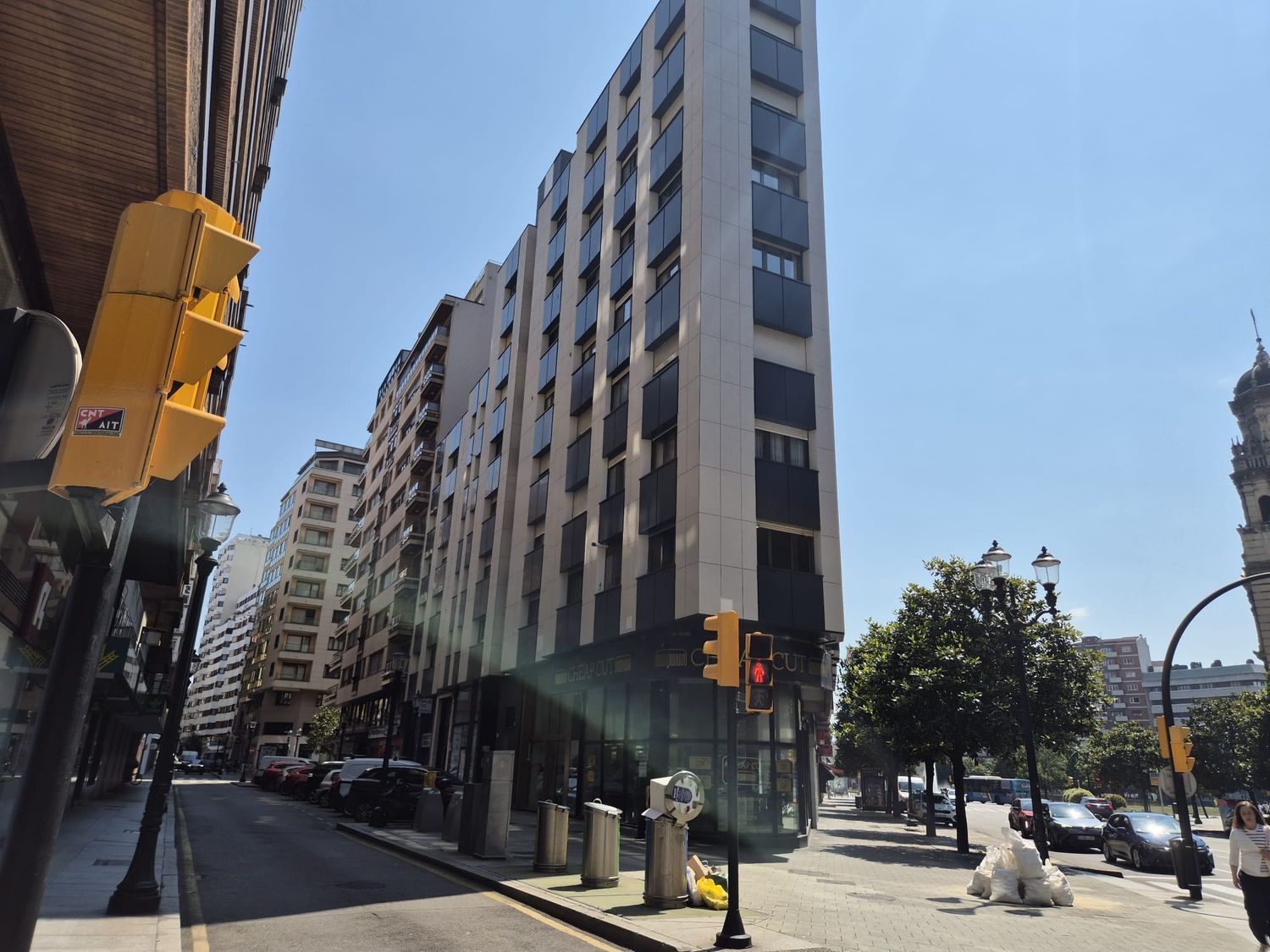 Vista exterior de Piso en venta en Gijón  con Calefacción, Trastero y Piscina