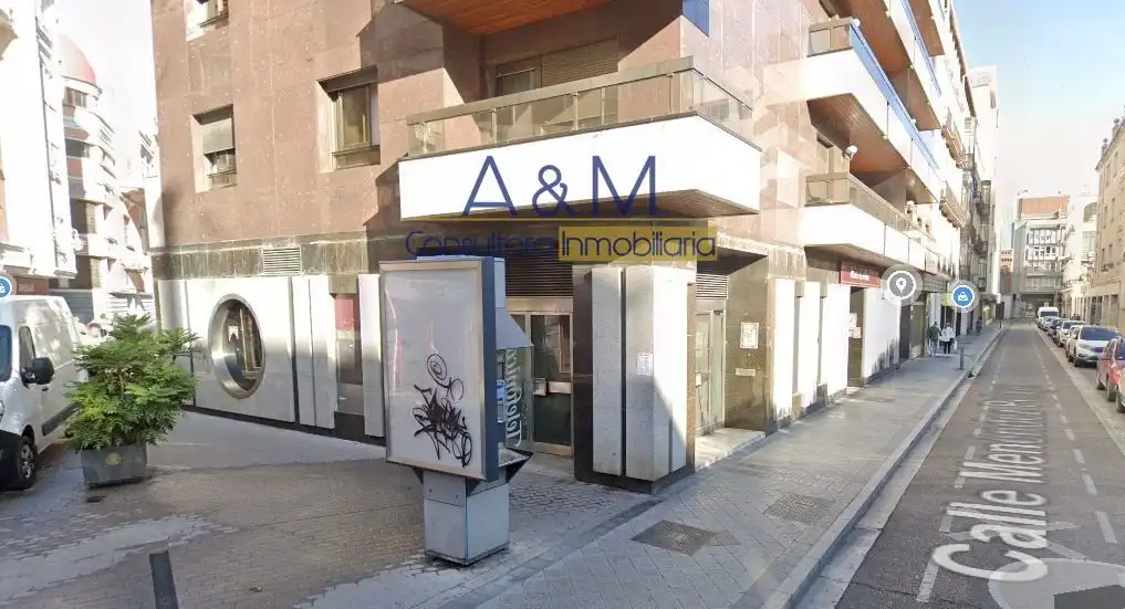 Business premises for sale in Menéndez Pelayo, imagen 2
