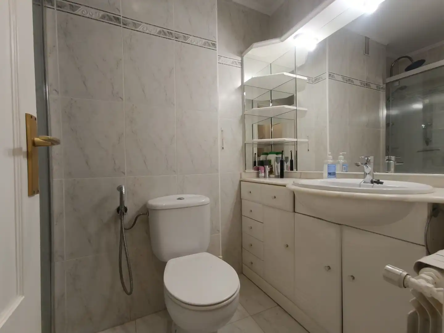 Badezimmer von Wohnung zur untervermieten in  Pamplona / Iruña mit Möbliert