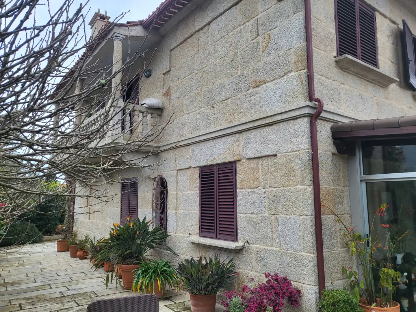 Vista exterior de Casa o chalet de alquiler en Vigo  con Calefacción, Jardín privado y Amueblado