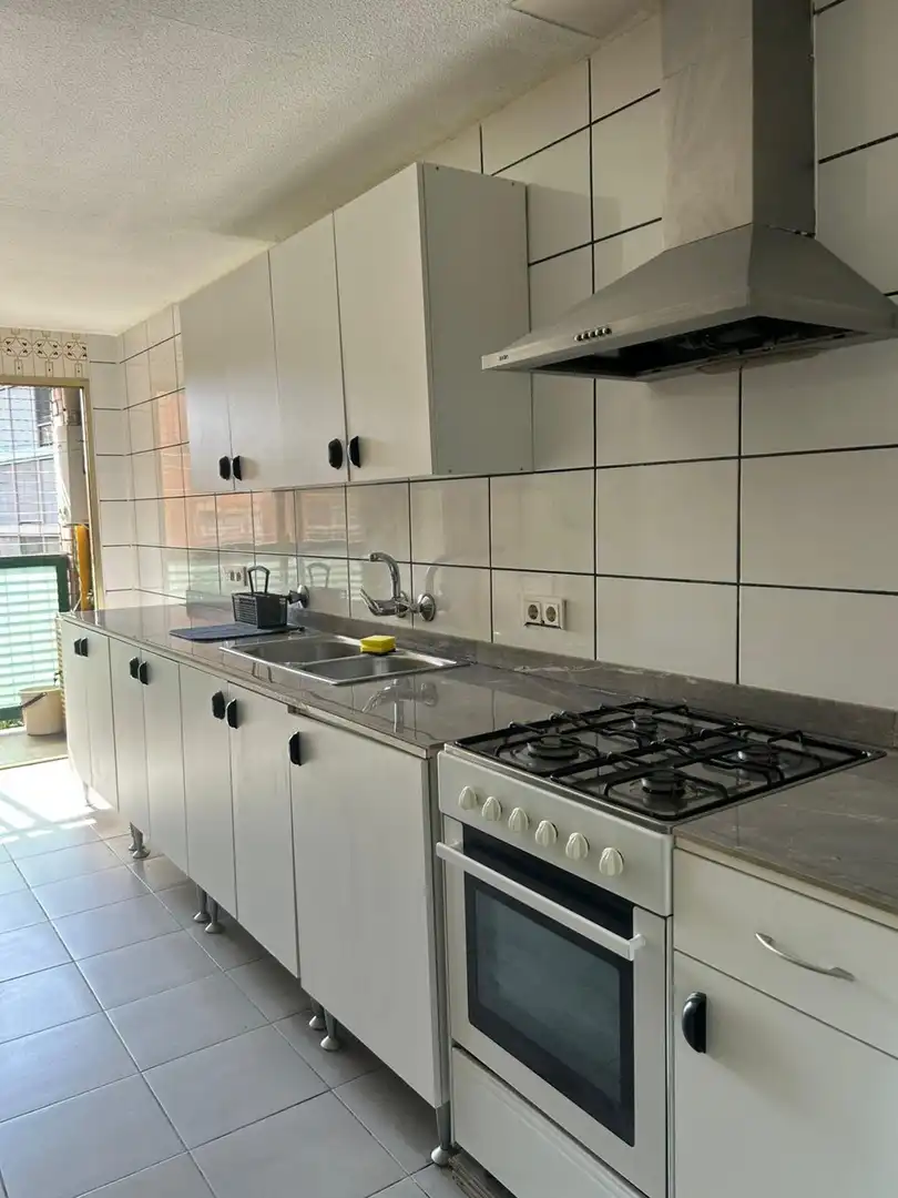 Cocina de Piso de alquiler en Valencia con Trastero y Amueblado