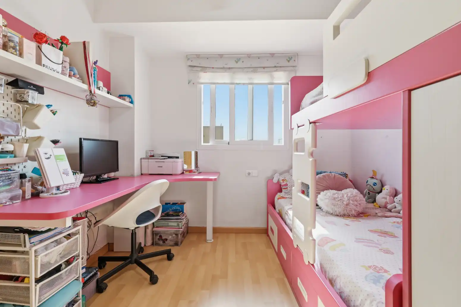 Habitación de Piso en venta en Málaga con Aire acondicionado, Parquet y Terraza