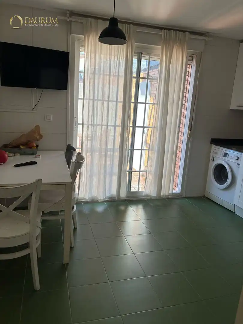 Habitación de Casa adosada en venta en Rivas-Vaciamadrid con Aire acondicionado, Calefacción y Jardín privado
