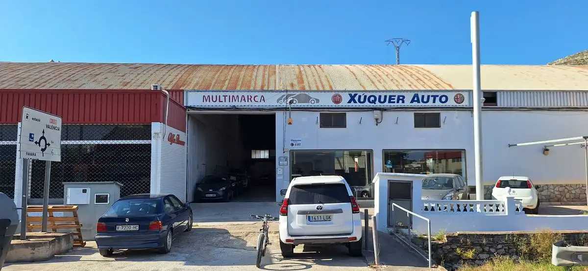 Vista exterior de Local en venda en Cullera amb Aire condicionat, Calefacció i Terrassa