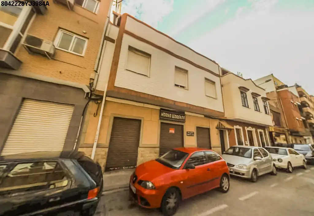 Vista exterior de Piso en venta en Sagunto / Sagunt con Trastero