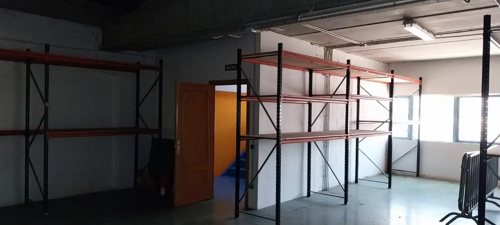 Fabrikhallen zur Miete in Alcalá de Henares mit Heizung