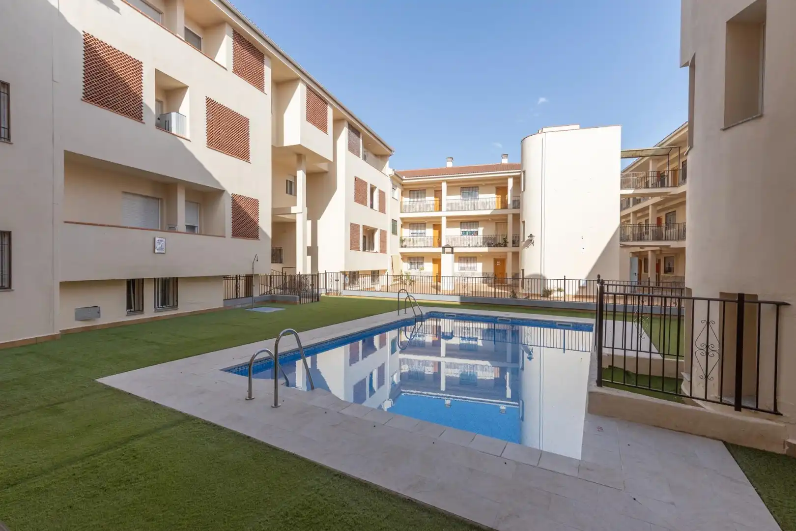 Flat with pool for sale in Calle BARCELONA, imagen 4