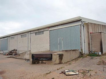 Industrial building for sale in De La Sénia 1