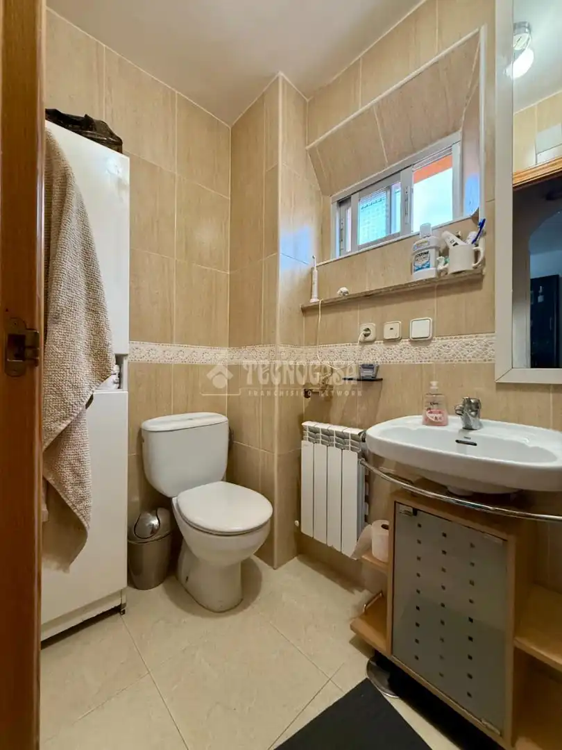 Baño de Piso en venta en Alovera con Calefacción y Balcón