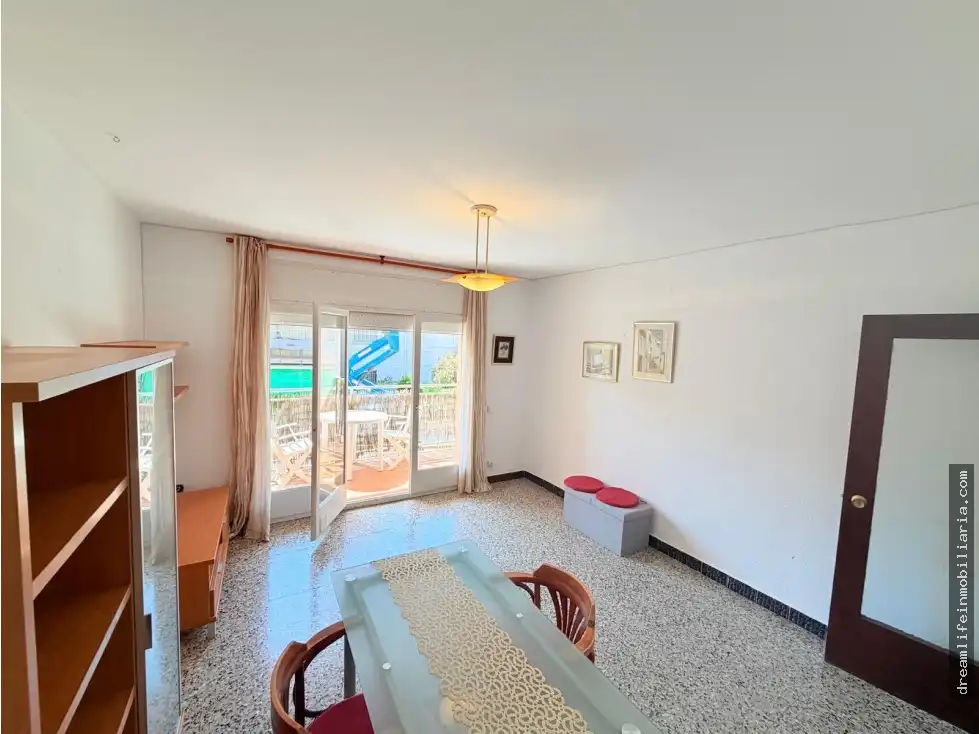 Sala de estar de Apartamento en venta en Cambrils con Amueblado