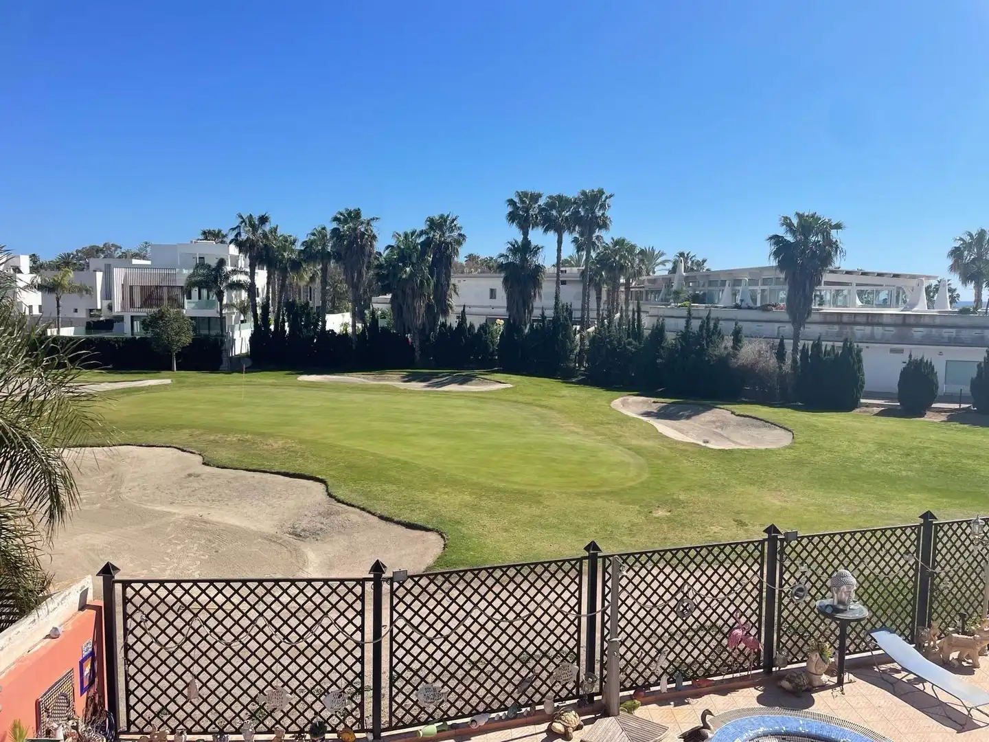 Detached house with pool for sale in Playa de Granada