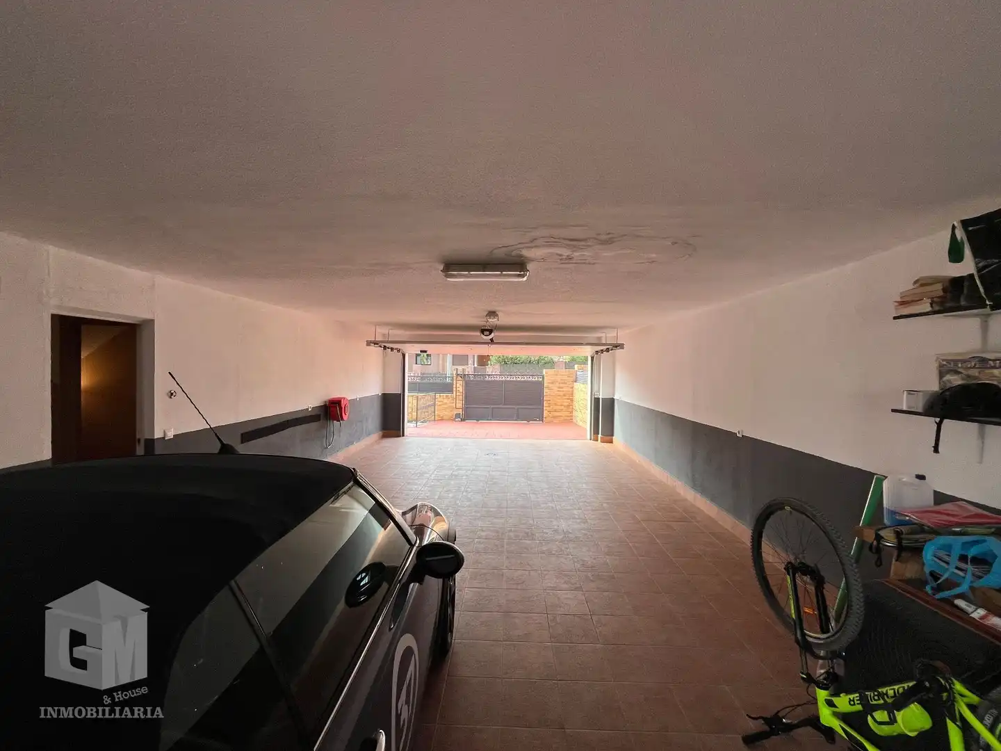 Parking de Casa o chalet en venta en Illescas con Aire acondicionado, Calefacción y Jardín privado