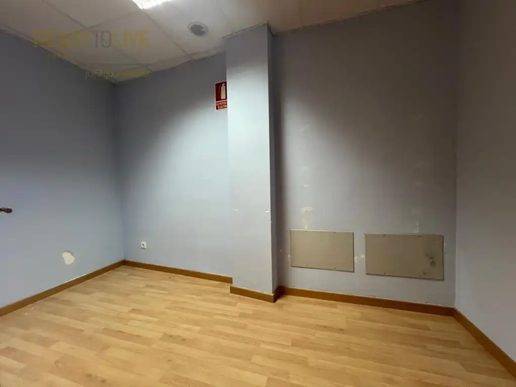 Local comercial en venda a Ronda Santa Margalida, imagen 3