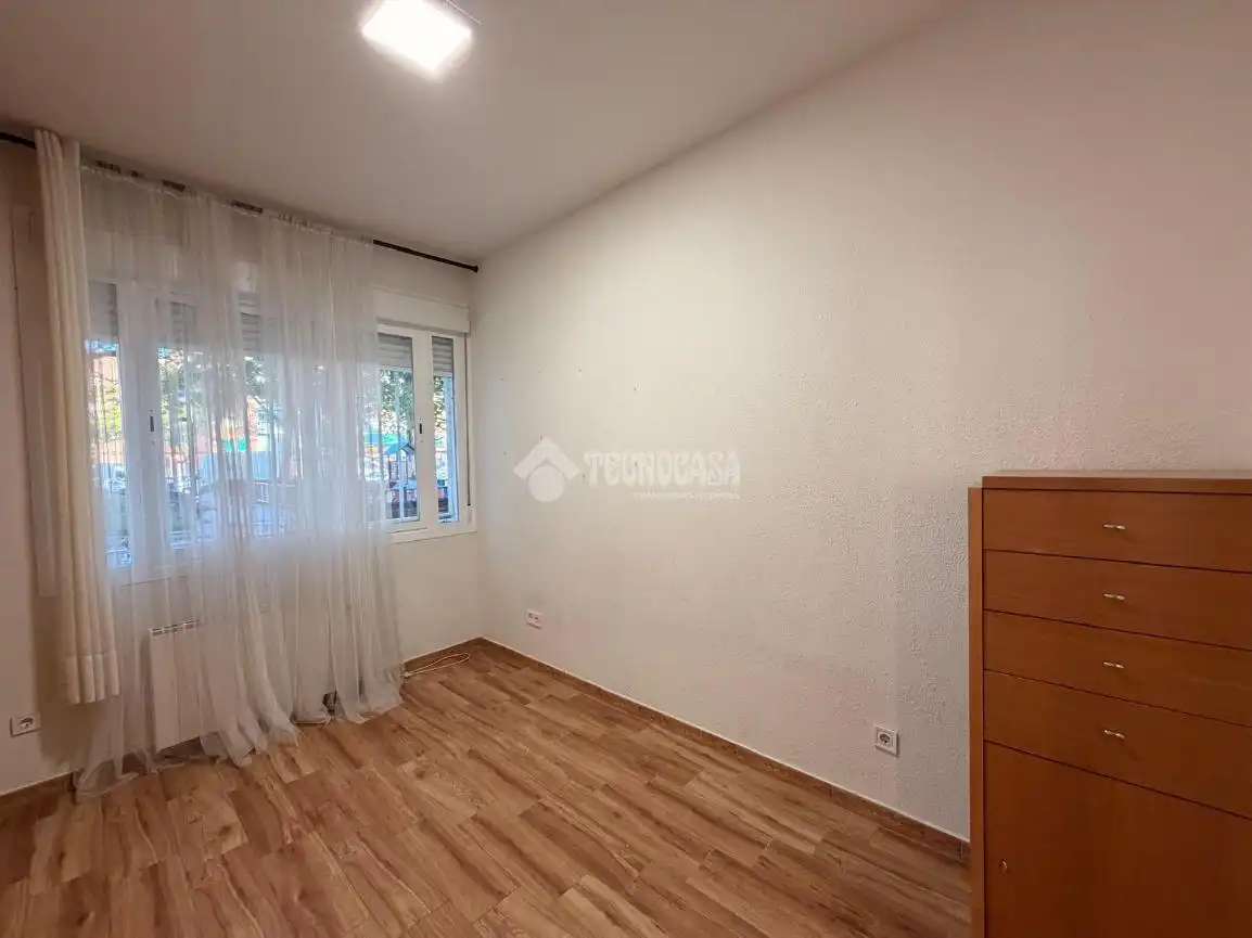 Habitación de Piso en venta en Leganés con Calefacción