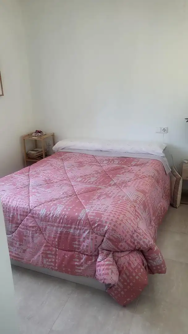 Dormitori de Casa adosada en venda en Elche / Elx amb Calefacció, Jardí privat i Moblat