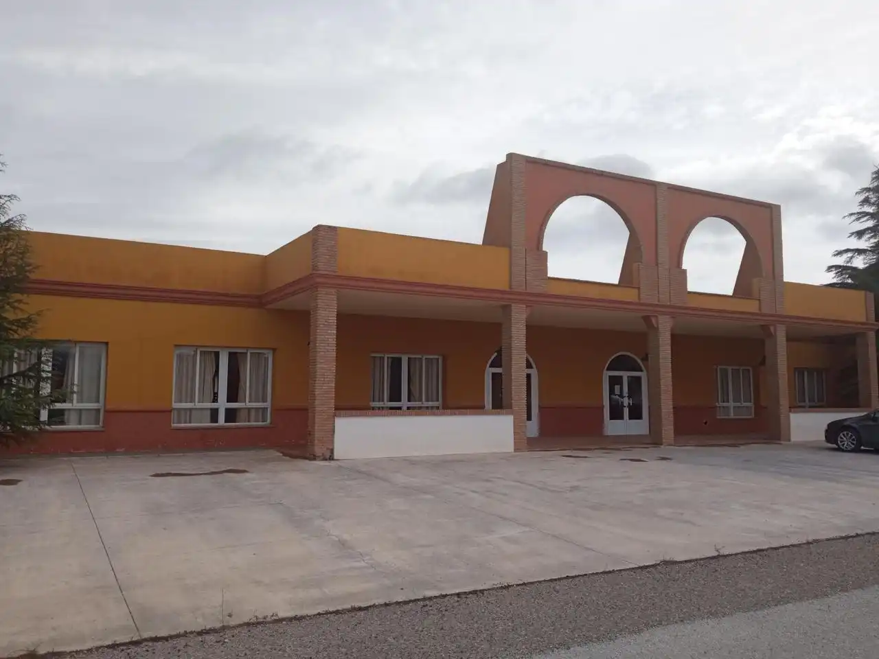 Vista exterior de Local en venda en Alcóntar