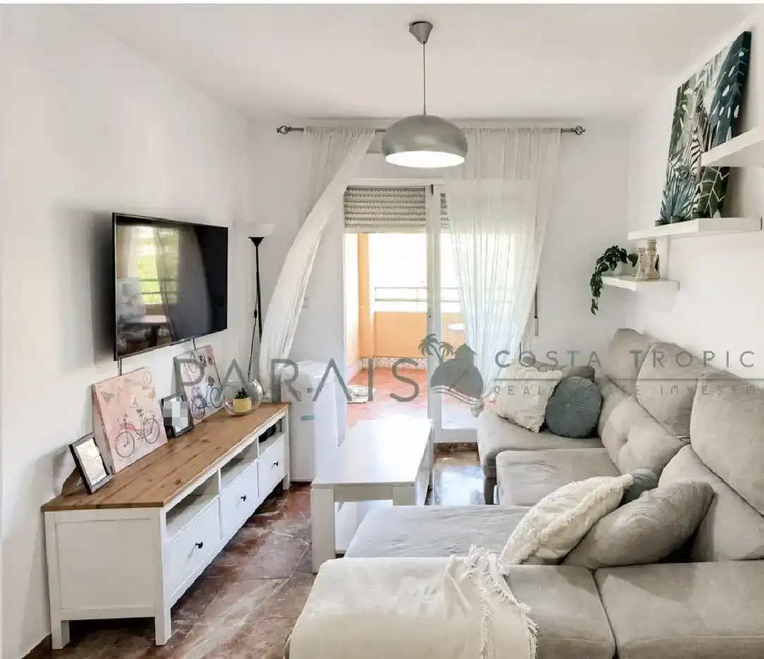 Wohnzimmer von Wohnung zum Verkauf in Almuñécar