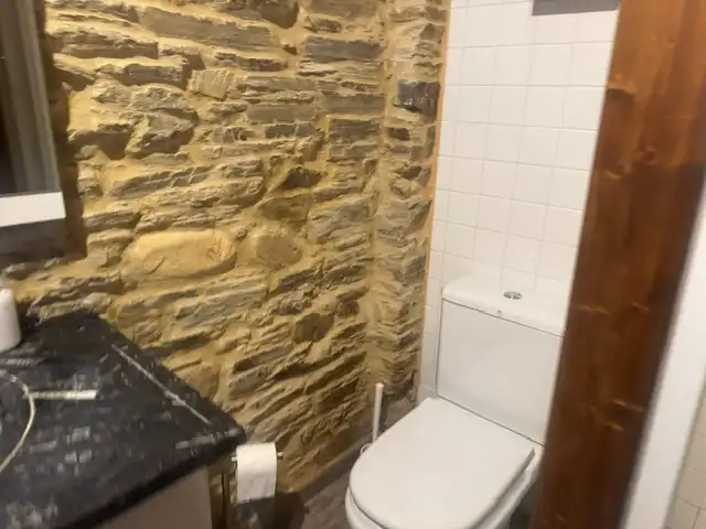 Bany de Finca rústica en venda en Vegadeo amb Calefacció, Jardí privat i Terrassa