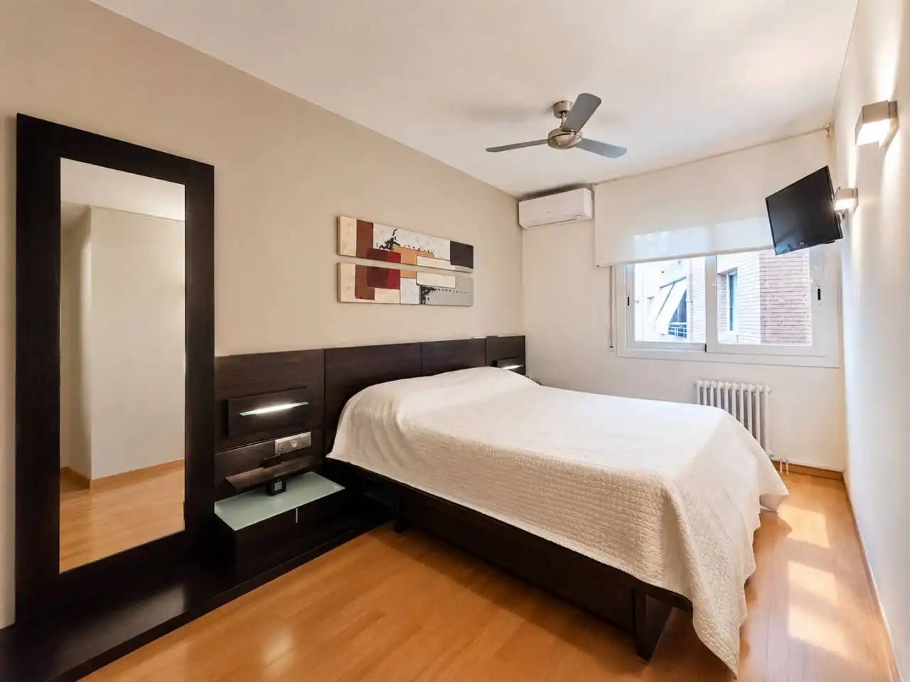 Bedroom of Flat for rent in Manresa  with Air Conditioner, Heating and Parquet flooring