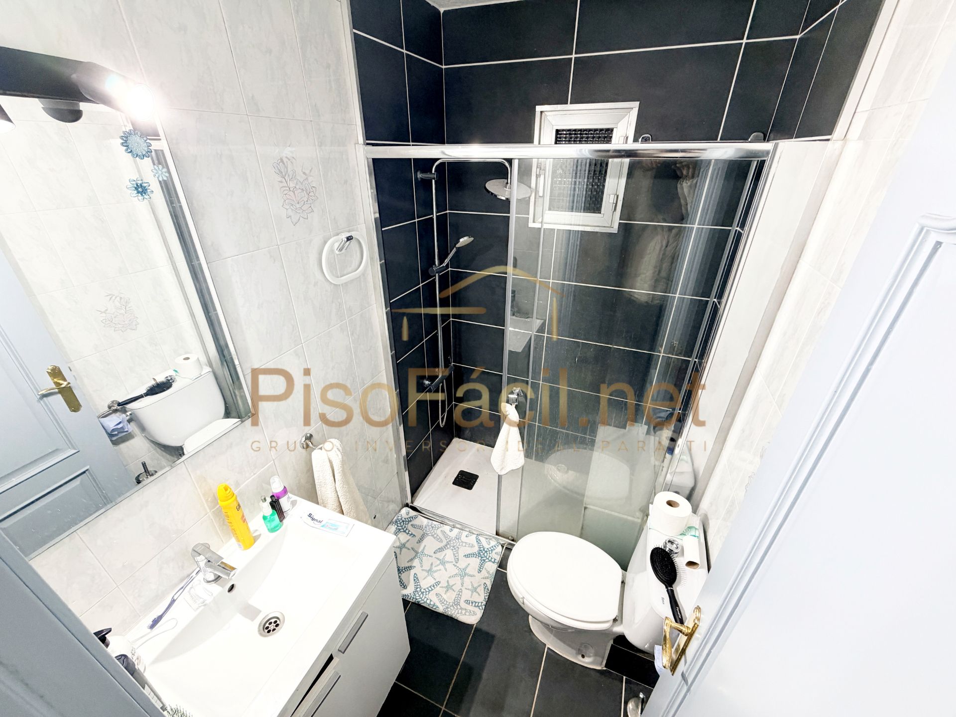 Bathroom of Flat for sale in Getafe  with Heating, Furnished and Alarm