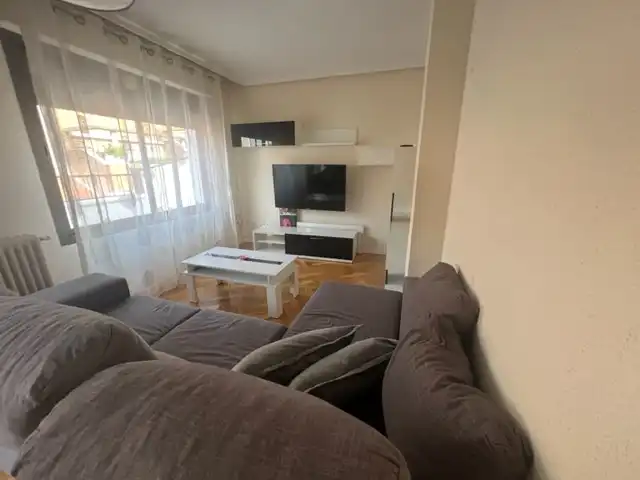 Living room of Flat for rent in Puertollano  with Air Conditioner, Heating and Parquet flooring
