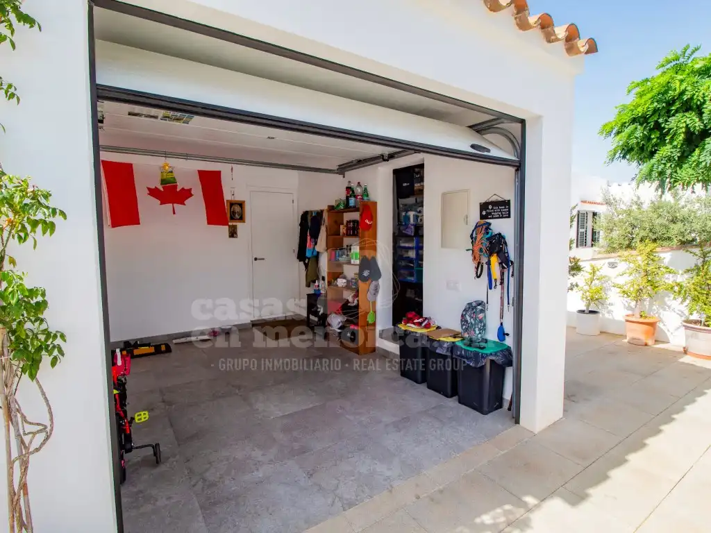 Country homes for sale in Cala Blanca