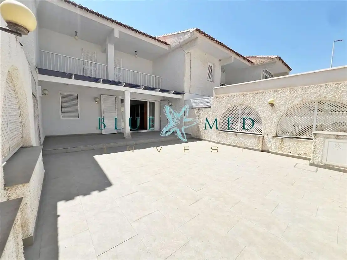 Duplex con terrazza in vendita a Calle Calle Mar de Arabia-Ordenación Bahía