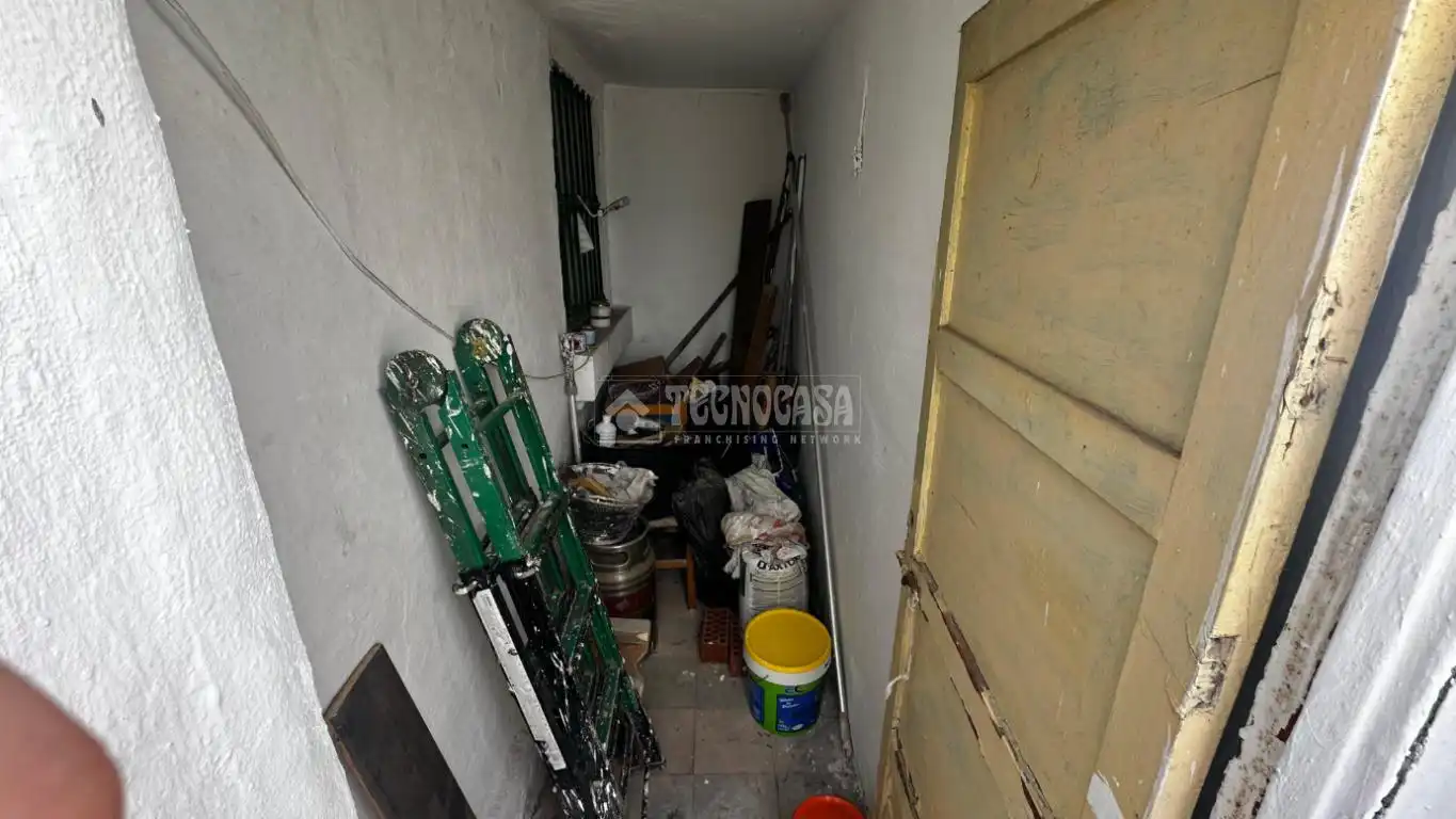 Einfamilien-Reihenhaus zum Verkauf in Marbella mit Terrasse und Möbliert