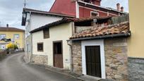 Vista exterior de Casa o xalet en venda en Cangas de Onís amb Calefacció