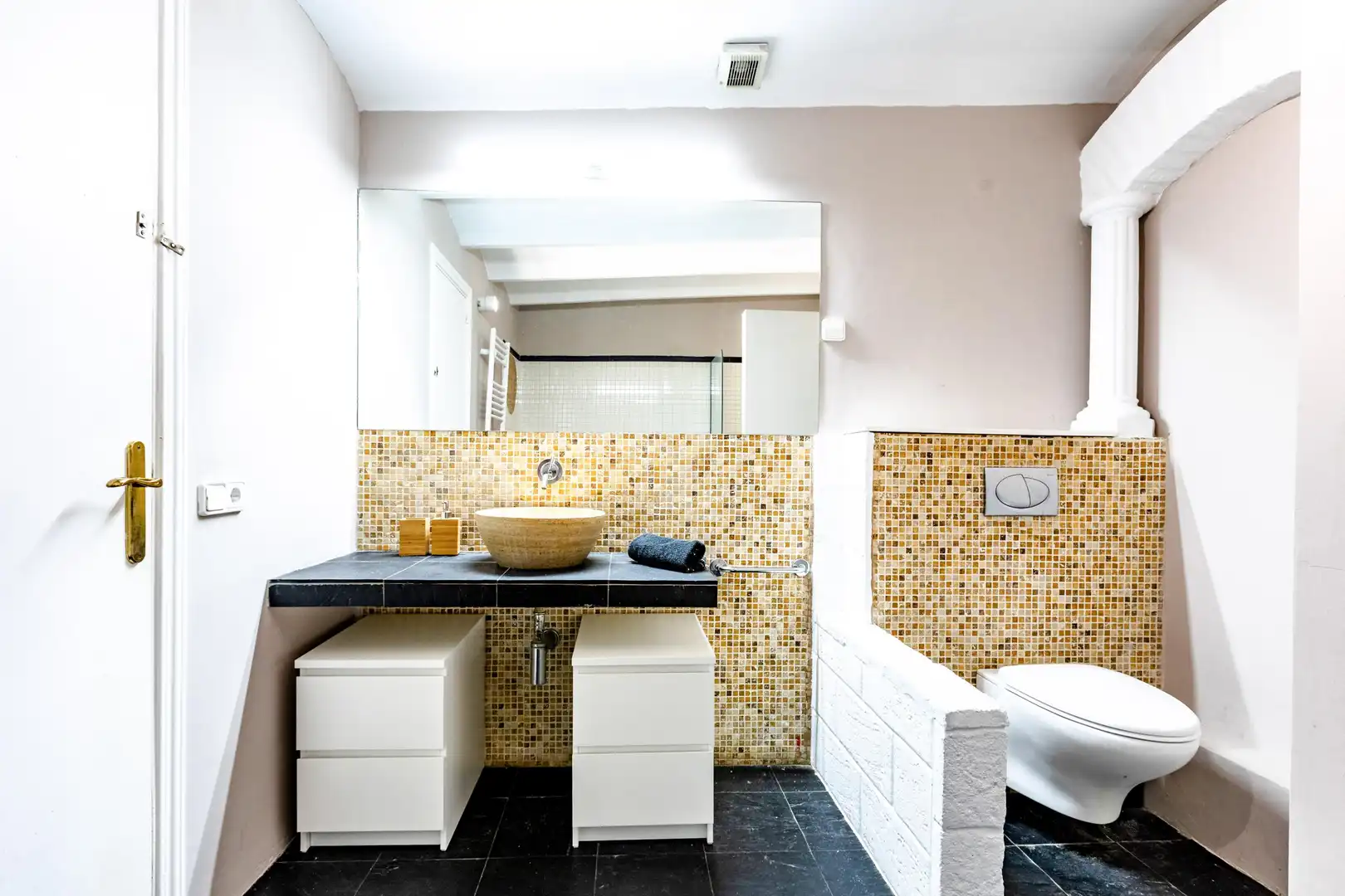 Bany de Apartament en venda en Barcelona