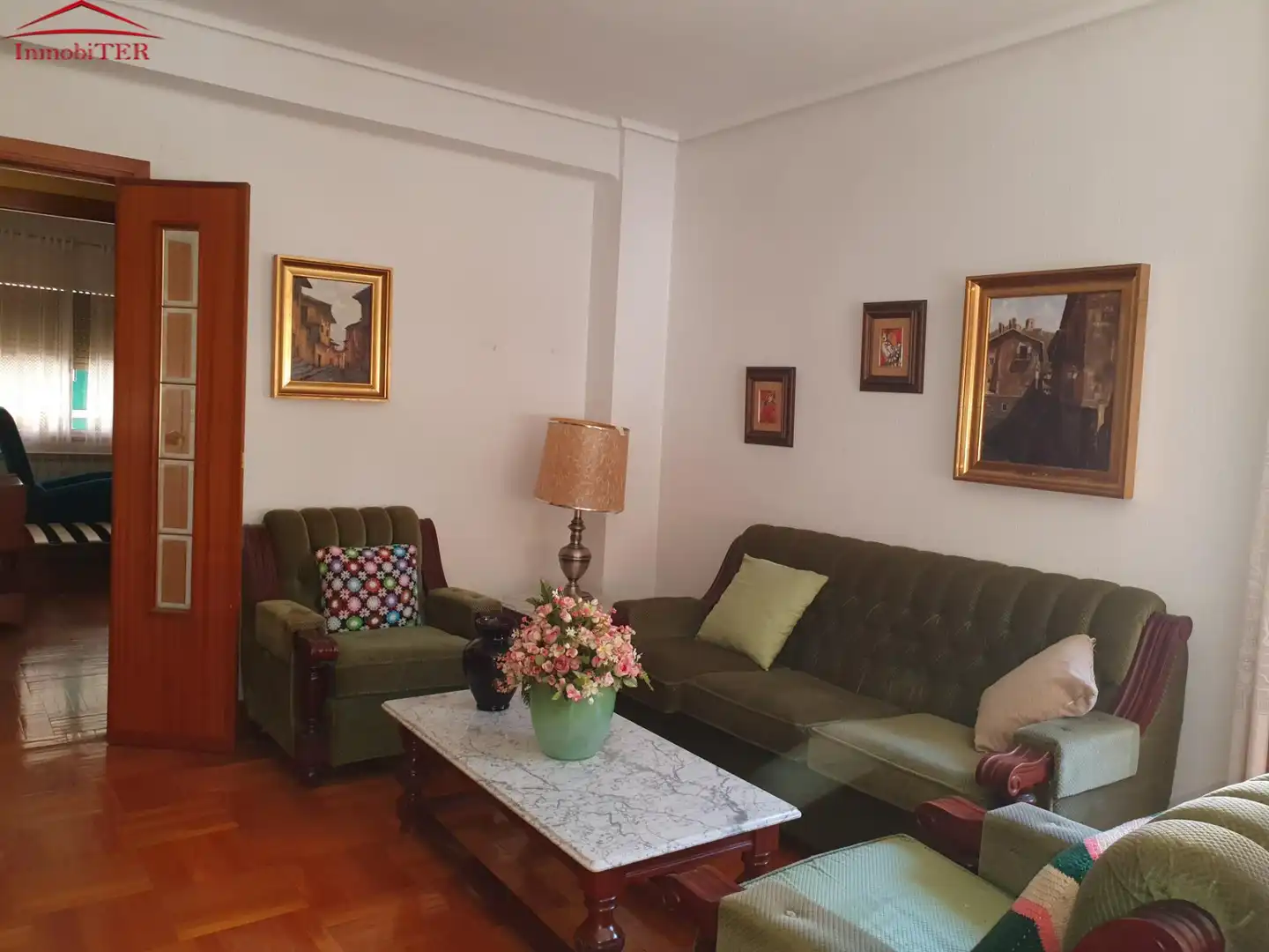 Sala de estar de Piso en venta en Teruel con Calefacción, Parquet y Trastero