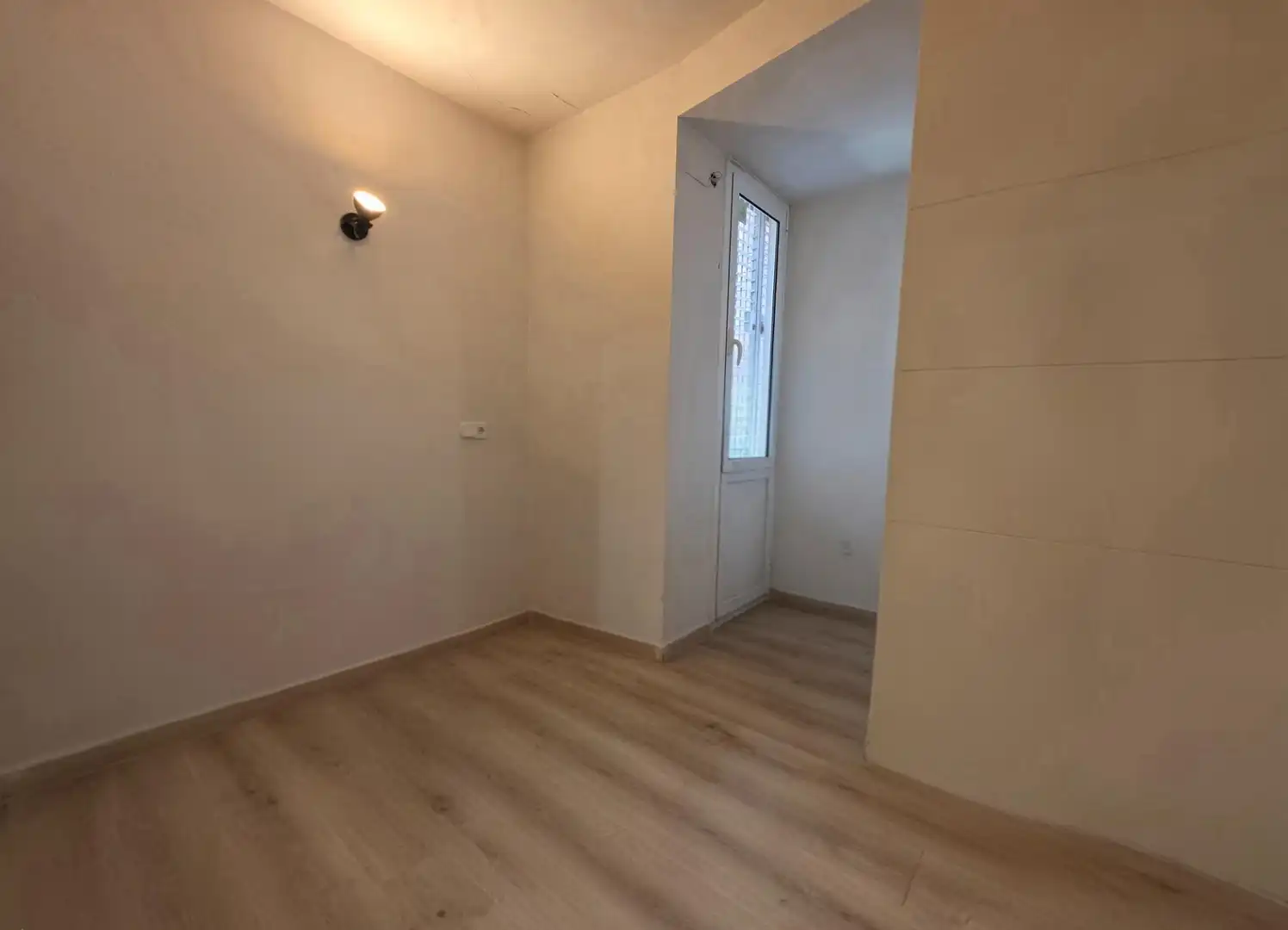 Erdgeschoss zum Verkauf in Barcelona mit Parkett
