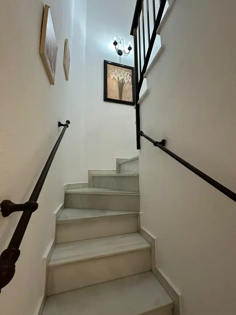 Detached homes for rent in Algeciras  with Furnished