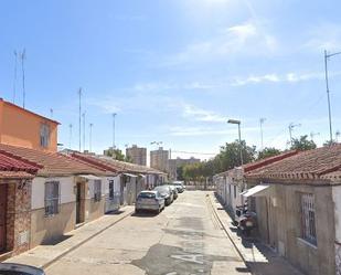 Exterior view of Flat for sale in  Sevilla Capital