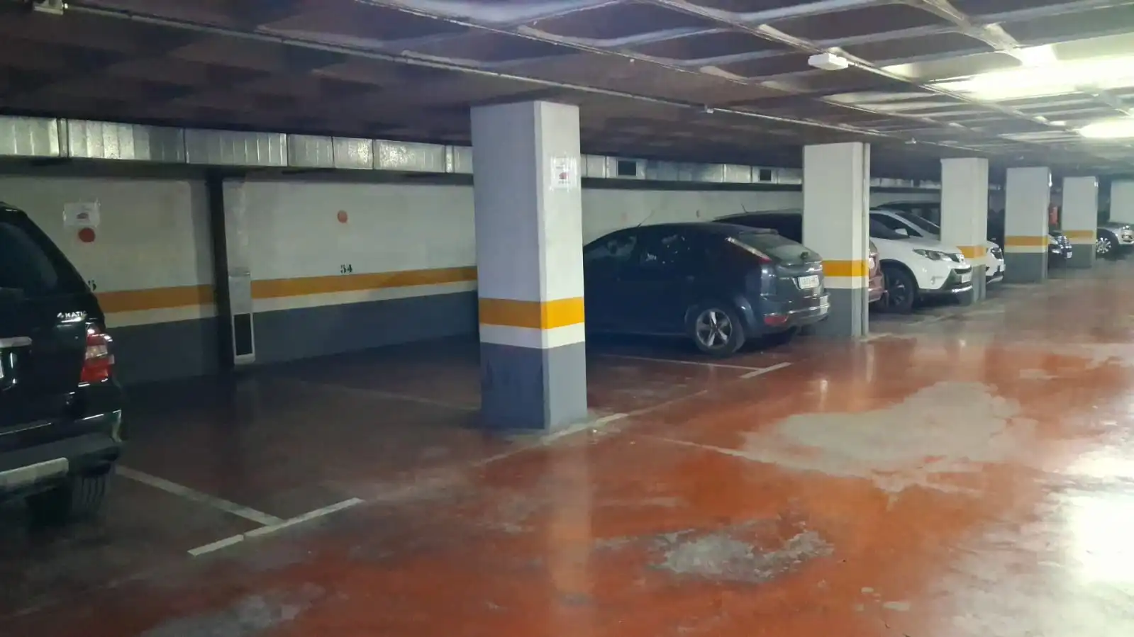 Parkplatz von Garage zur Miete in Elche / Elx