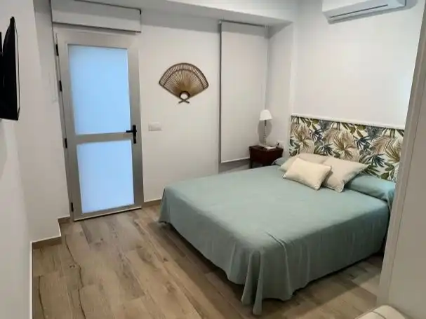 Erdgeschosswohnung zum Verkauf in Avenida Juan Carlos I 26, imagen 2