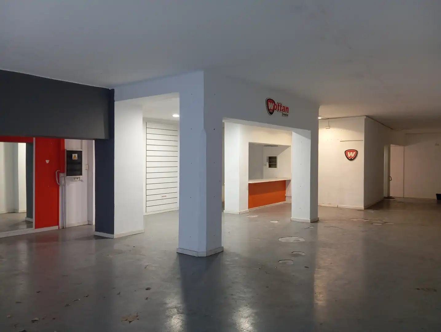 Local comercial en venda a MADRID 194-196, imagen 2