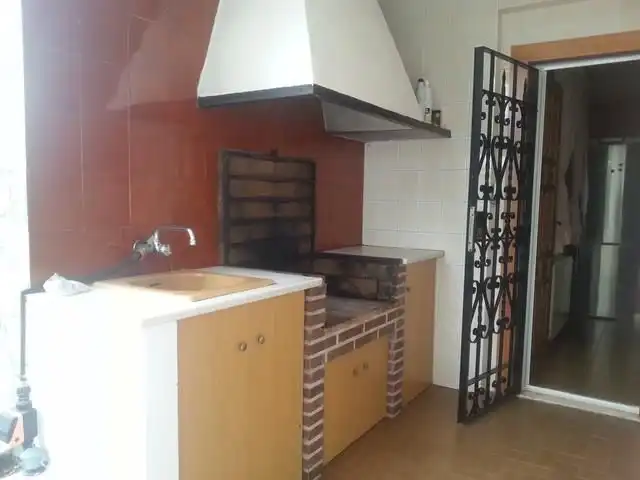 Cuina de Casa o xalet en venda en Castellón de la Plana / Castelló de la Plana amb Aire condicionat, Calefacció i Jardí privat