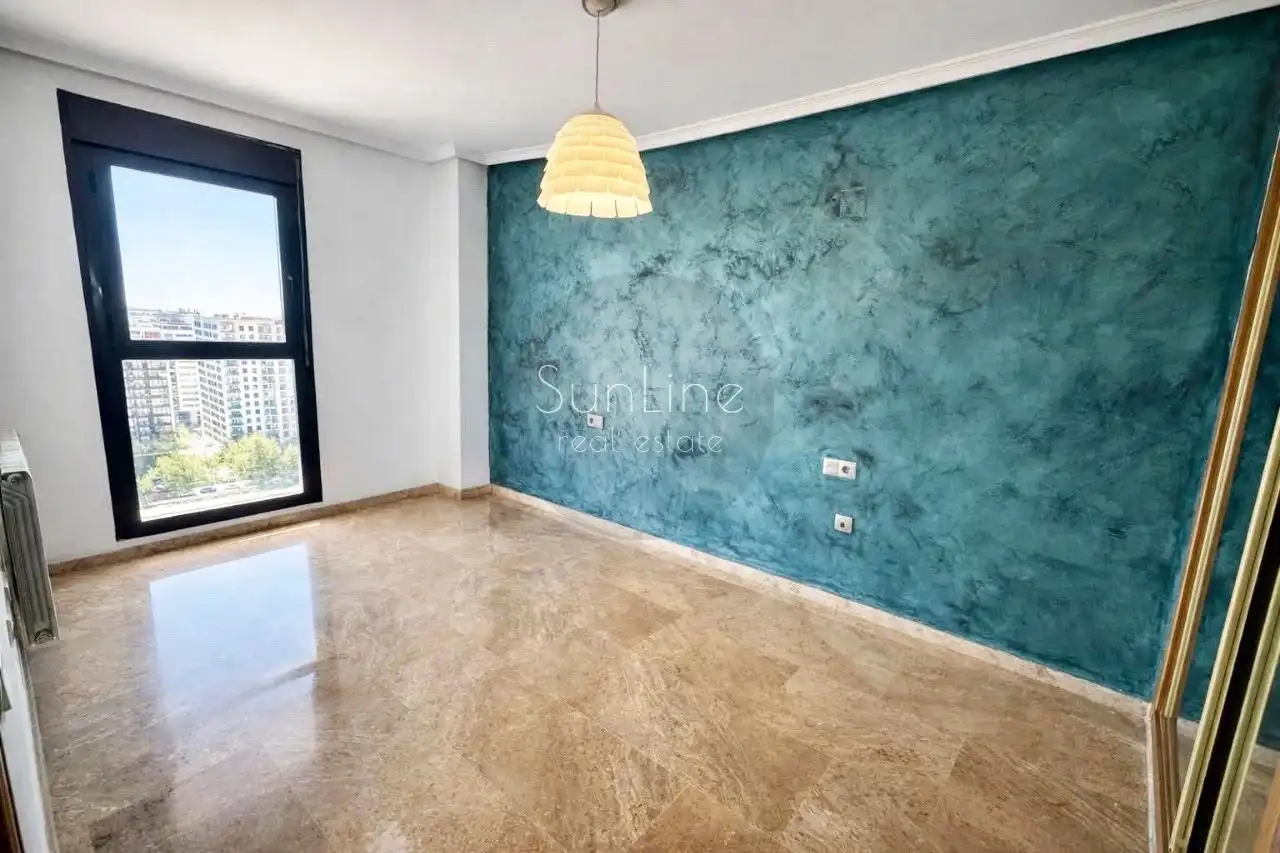 Bedroom of Flat for rent in Valencia  with Air Conditioner, Terrace and Storage room