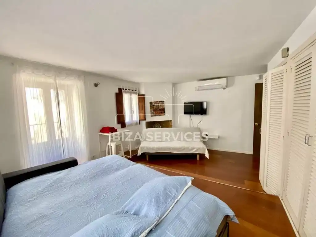 Flat for sale in Eivissa  with Air Conditioner