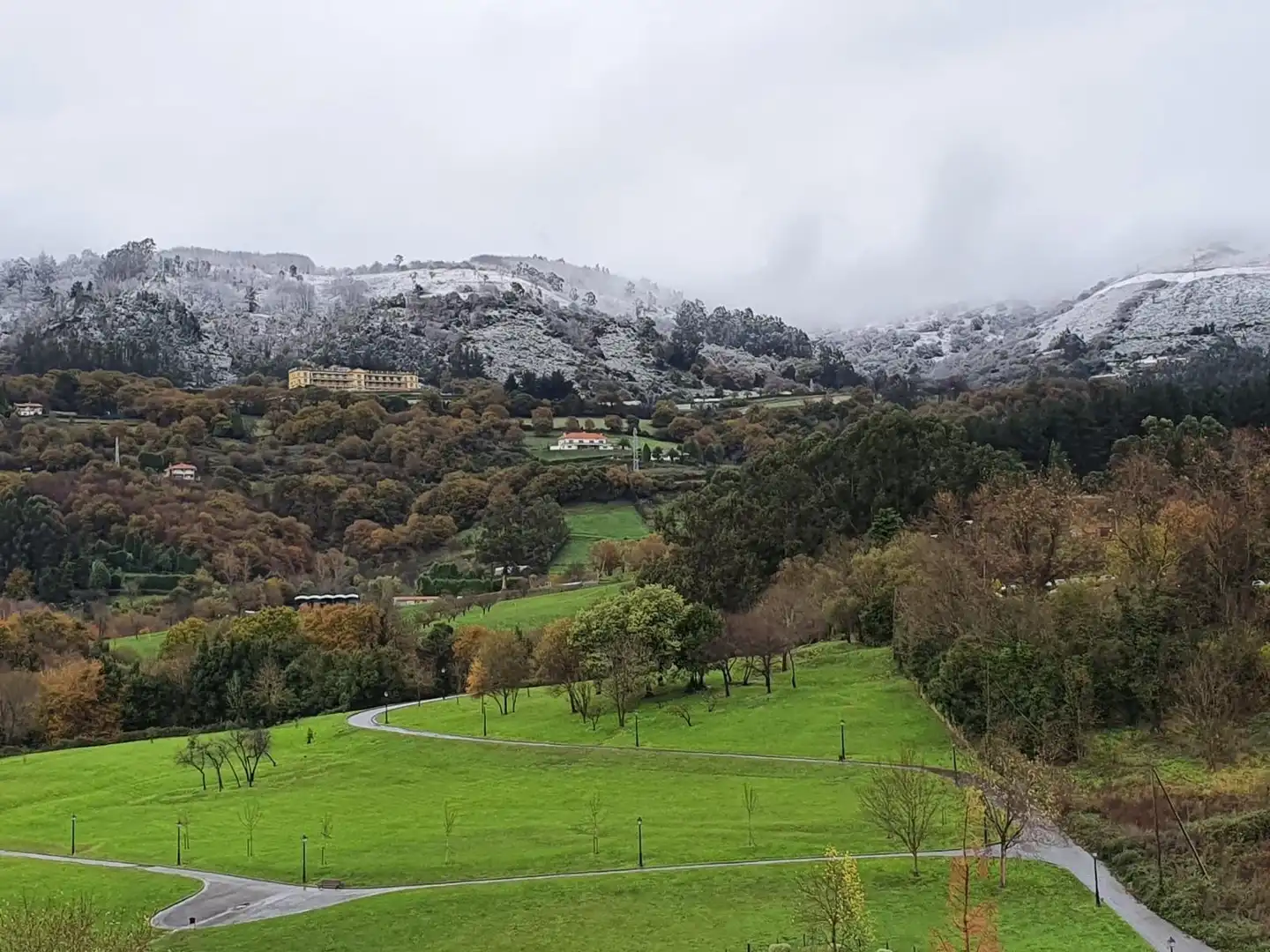 Pis amb ascensor en venda a Vallobín - La Florida