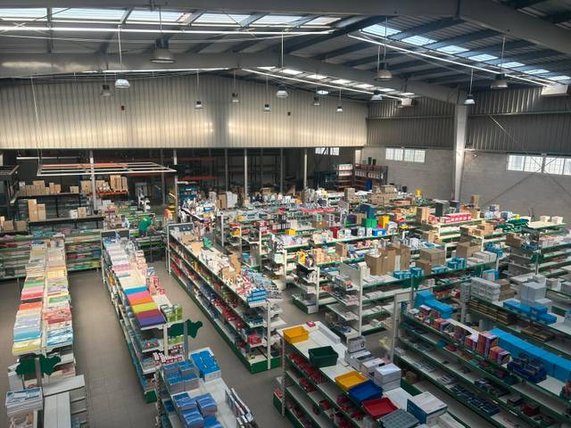 Nave industrial en Alquiler en Calle Manufactura en Pisa